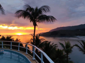 Conforto, Vista linda e Pé na Areia, Serviço de Praia Incluso